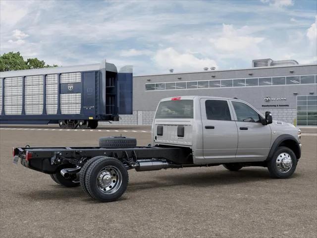 2026 RAM 5500 Chassis RAM 5500 TRADESMAN CHASSIS CREW CAB 4X4 84 CA