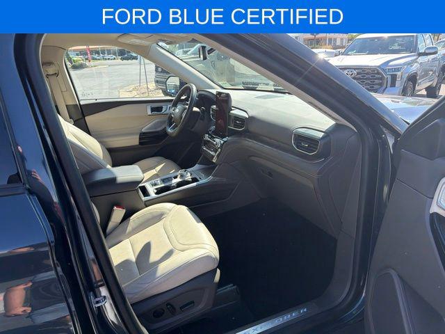 2023 Ford Explorer Platinum