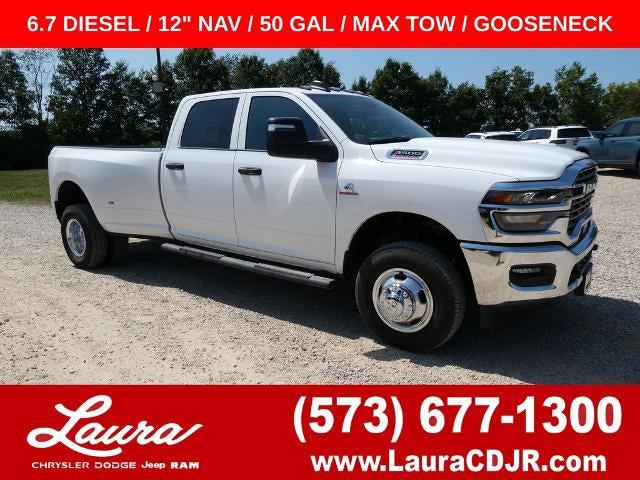 2026 RAM Ram 3500 RAM 3500 TRADESMAN CREW CAB 4X4 8 BOX