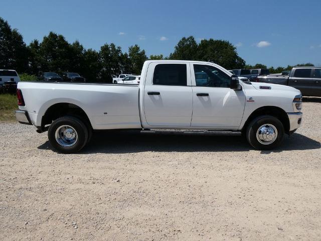 2026 RAM Ram 3500 RAM 3500 TRADESMAN CREW CAB 4X4 8 BOX
