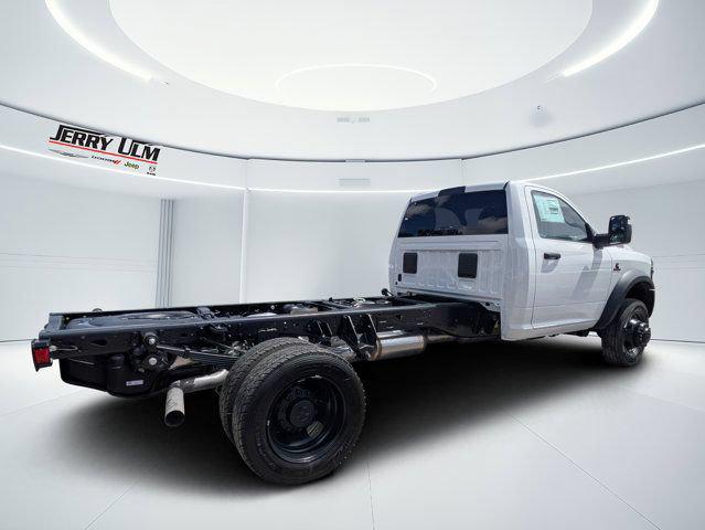 2026 RAM 5500 Chassis RAM 5500 TRADESMAN CHASSIS REGULAR CAB 4X4 120 CA