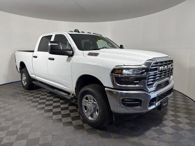 2026 RAM 2500 RAM 2500 TRADESMAN CREW CAB 4X4 64 BOX