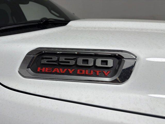 2026 RAM 2500 RAM 2500 TRADESMAN CREW CAB 4X4 8 BOX