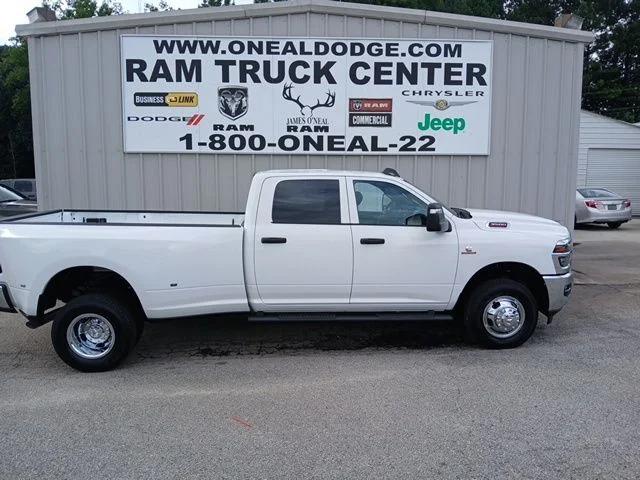 2026 RAM Ram 3500 RAM 3500 TRADESMAN CREW CAB 4X4 8 BOX 2026 RAM Ram 3500 RAM 3500 TRADESMAN CREW CAB 4X4 8 BOX