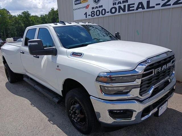 2026 RAM Ram 3500 RAM 3500 TRADESMAN CREW CAB 4X4 8 BOX 2026 RAM Ram 3500 RAM 3500 TRADESMAN CREW CAB 4X4 8 BOX