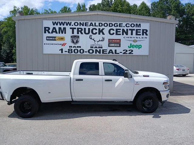 2026 RAM Ram 3500 RAM 3500 TRADESMAN CREW CAB 4X4 8 BOX 2026 RAM Ram 3500 RAM 3500 TRADESMAN CREW CAB 4X4 8 BOX