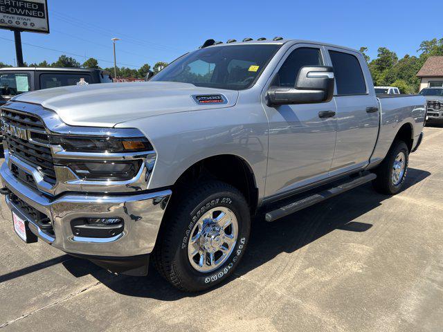 2026 RAM 2500 RAM 2500 TRADESMAN CREW CAB 4X4 64 BOX