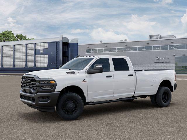 2026 RAM Ram 3500 RAM 3500 TRADESMAN CREW CAB 4X4 8 BOX