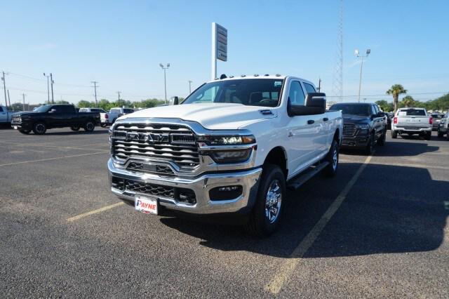 2026 RAM 2500 RAM 2500 TRADESMAN CREW CAB 4X4 64 BOX