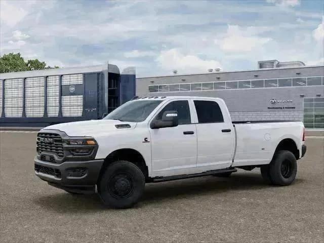 2026 RAM Ram 3500 RAM 3500 TRADESMAN CREW CAB 4X4 8 BOX