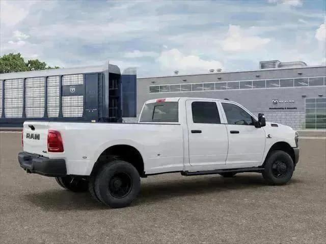 2026 RAM Ram 3500 RAM 3500 TRADESMAN CREW CAB 4X4 8 BOX