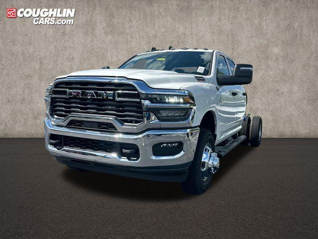2026 RAM 3500 Chassis RAM 3500 TRADESMAN CREW CAB CHASSIS 4X4 60 CA
