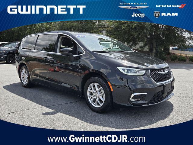 2023 Chrysler Pacifica Touring L for sale in Stone Mountain, GA