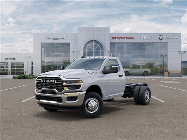 2026 RAM 3500 Chassis RAM 3500 TRADESMAN CHASSIS REGULAR CAB 4X4 60 CA