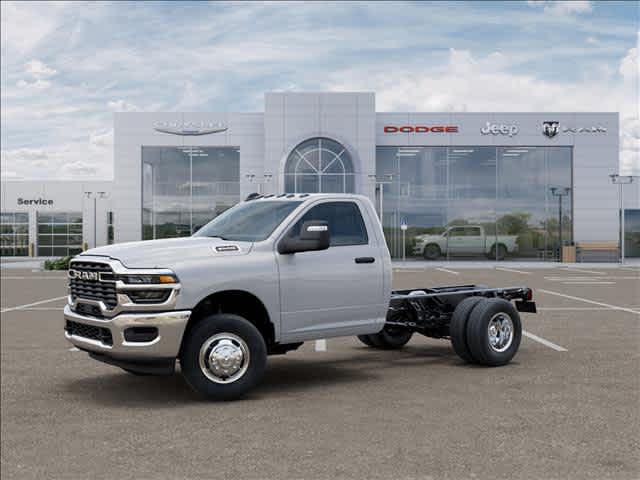 2026 RAM 3500 Chassis RAM 3500 TRADESMAN CHASSIS REGULAR CAB 4X4 60 CA
