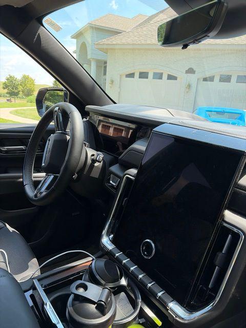 2025 GMC Yukon 4WD Denali