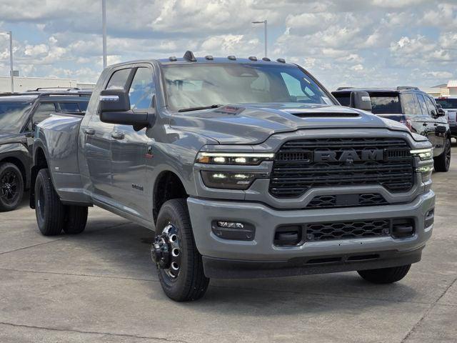 2026 RAM Ram 3500 RAM 3500 LARAMIE MEGA CAB 4X4 64 BOX 2026 RAM Ram 3500 RAM 3500 LARAMIE MEGA CAB 4X4 64 BOX