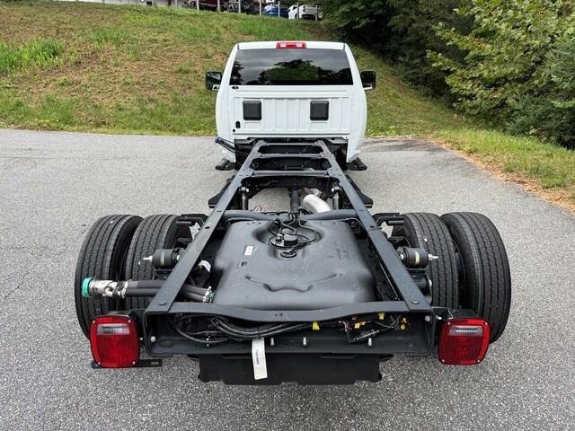 2026 Ram 5500 Chassis Cab Tradesman/Big Horn