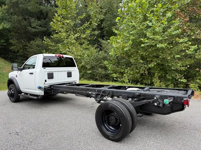 2026 Ram 5500 Chassis Cab Tradesman/Big Horn