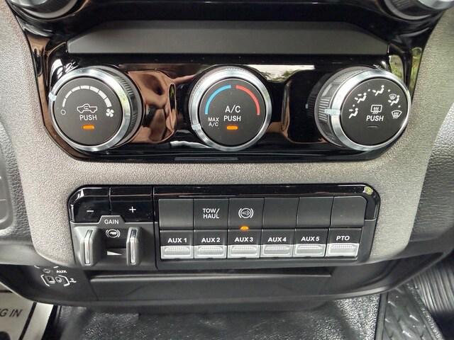 2026 Ram 5500 Chassis Cab Tradesman/Big Horn