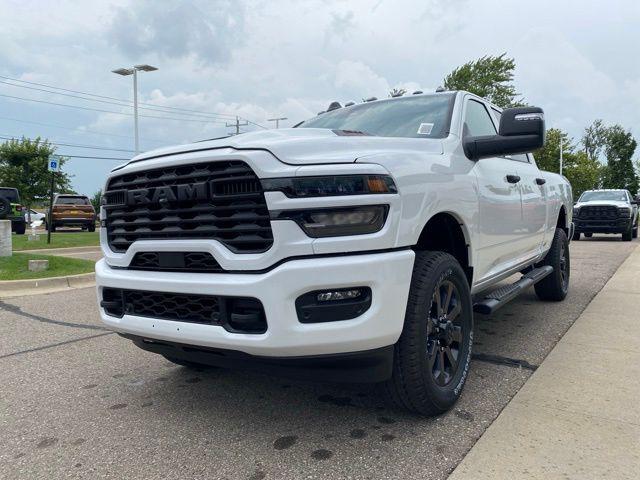 2026 RAM 2500 RAM 2500 BLACK EXPRESS CREW CAB 4X4 64 BOX