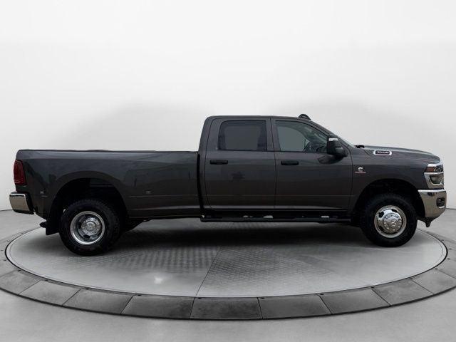 2026 RAM Ram 3500 RAM 3500 TRADESMAN CREW CAB 4X4 8 BOX 2026 RAM Ram 3500 RAM 3500 TRADESMAN CREW CAB 4X4 8 BOX