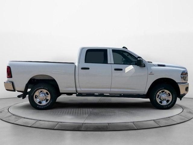 2026 RAM Ram 2500 RAM 2500 TRADESMAN CREW CAB 4X4 64 BOX
