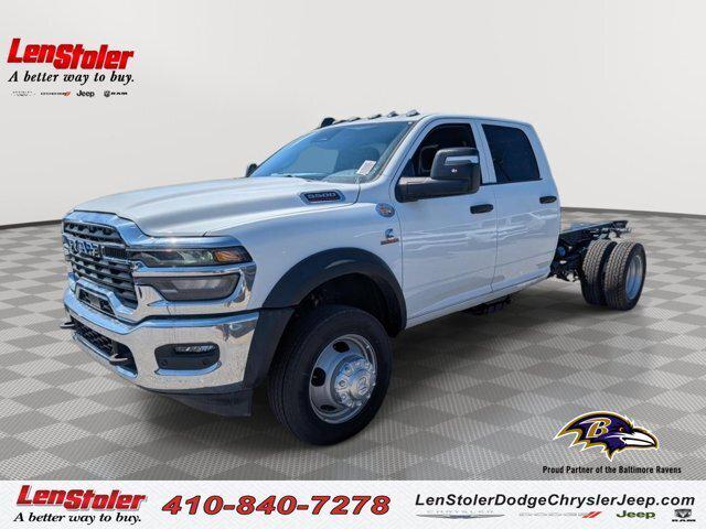 2026 RAM 5500 Chassis Cab RAM 5500 TRADESMAN CHASSIS CREW CAB 4X4 60 CA