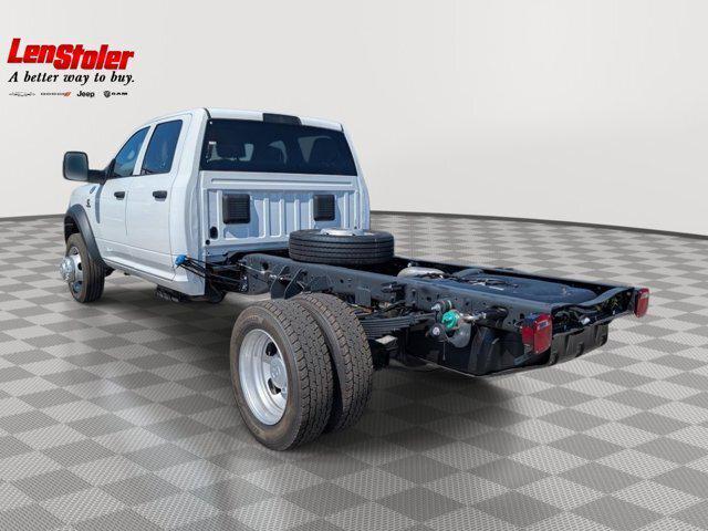 2026 RAM 5500 Chassis RAM 5500 TRADESMAN CHASSIS CREW CAB 4X4 60 CA