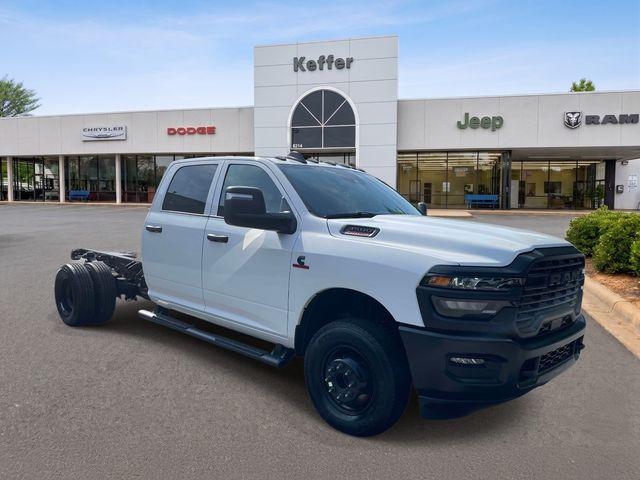 2026 RAM 3500 Chassis RAM 3500 TRADESMAN CREW CAB CHASSIS 4X4 60 CA