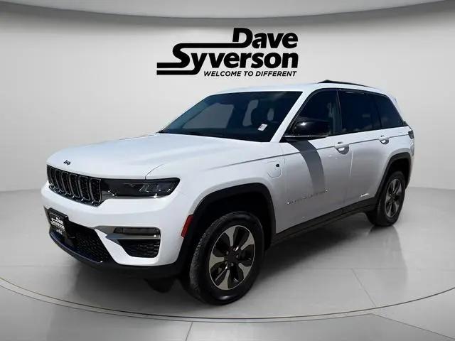 2024 Jeep Grand Cherokee Base for sale in Albert Lea, MN