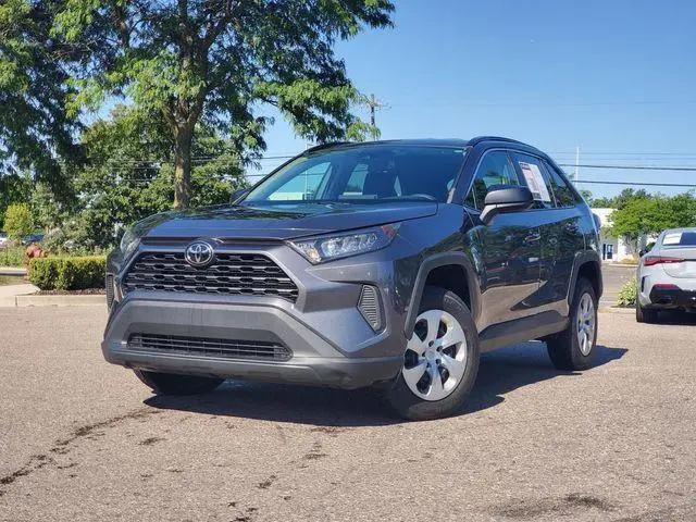 2021 Toyota RAV4 LE for sale in Farmington Hills, MI