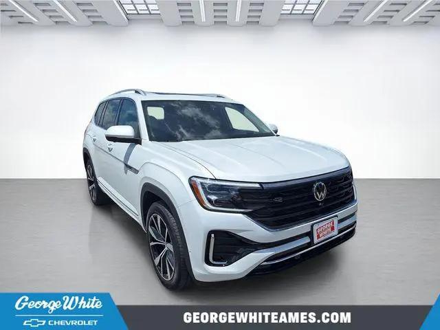 2025 Volkswagen Atlas 2.0T SEL Premium R-Line for sale in Ames, IA