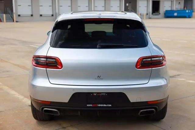 2017 Porsche Macan Macan
