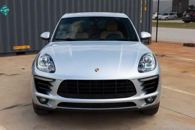 2017 Porsche Macan Macan