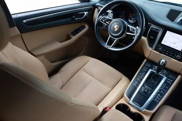 2017 Porsche Macan Macan