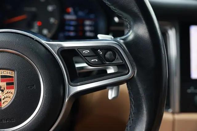 2017 Porsche Macan Macan