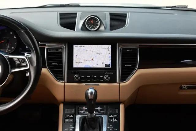 2017 Porsche Macan Macan