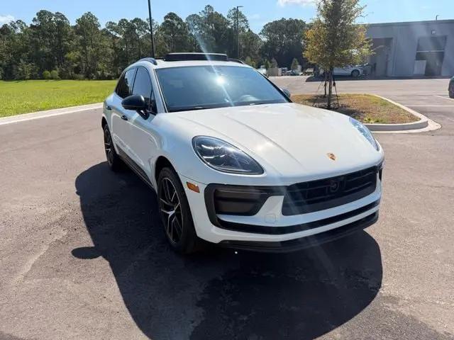 2024 Porsche Macan T