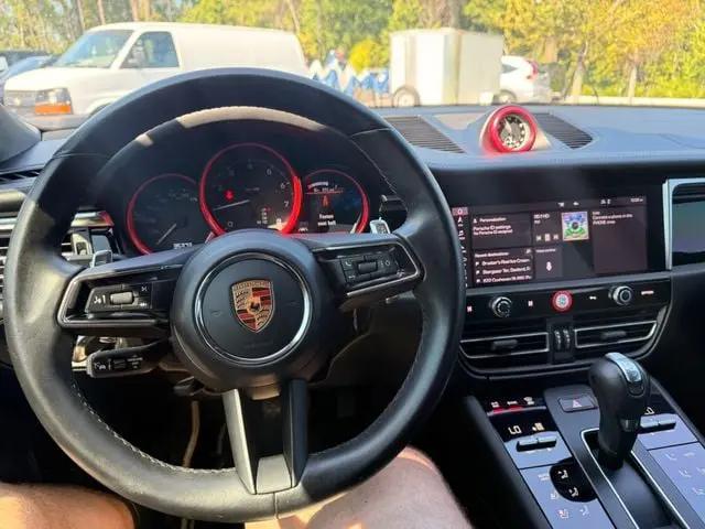2024 Porsche Macan T
