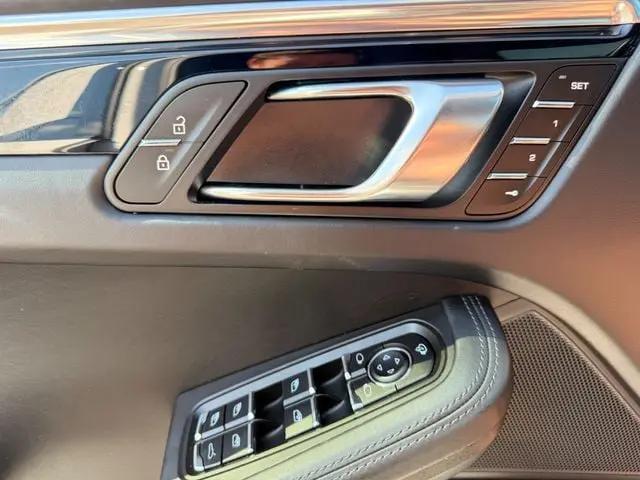 2024 Porsche Macan T