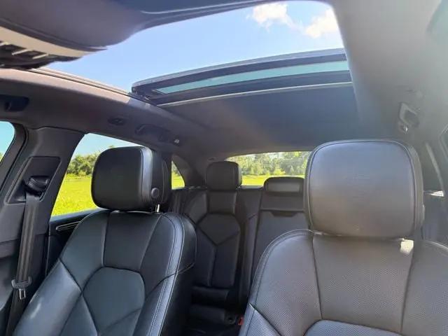 2024 Porsche Macan T