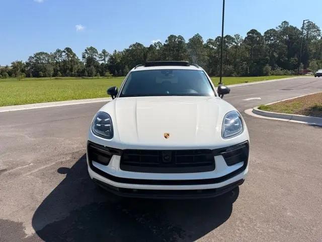 2024 Porsche Macan T