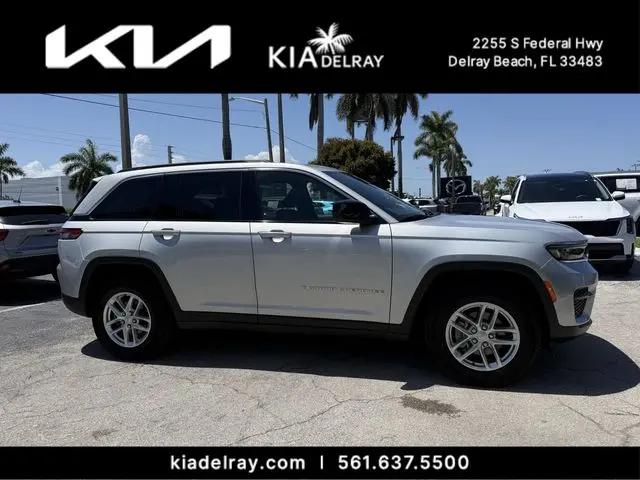 2025 Jeep Grand Cherokee Laredo X 4x2 for sale in Delray Beach, FL