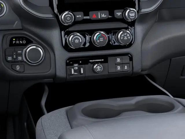 2026 Ram 1500 Tradesman Crew Cab 4x4 57 Box