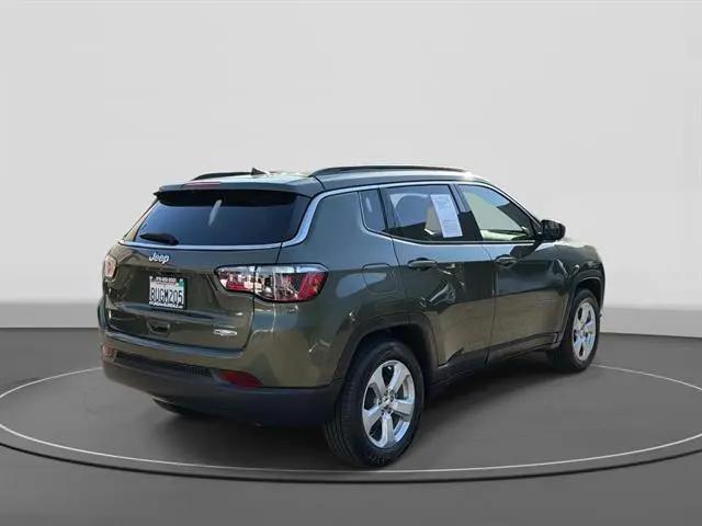 2021 Jeep Compass Latitude FWD