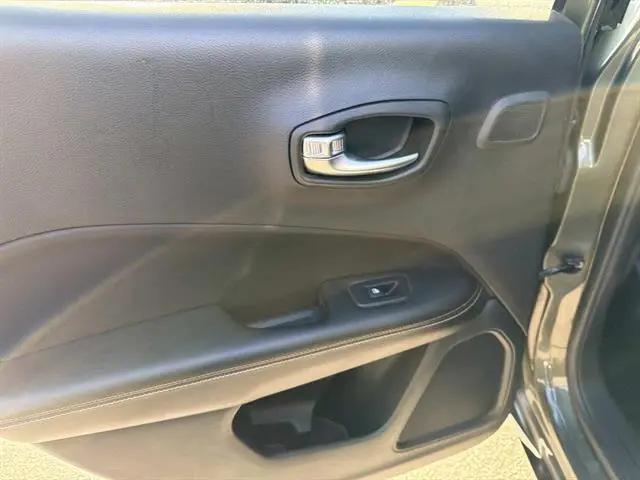 2021 Jeep Compass Latitude FWD