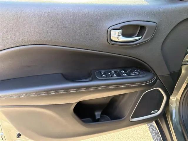 2021 Jeep Compass Latitude FWD