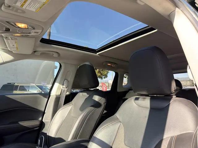 2021 Jeep Compass Latitude FWD