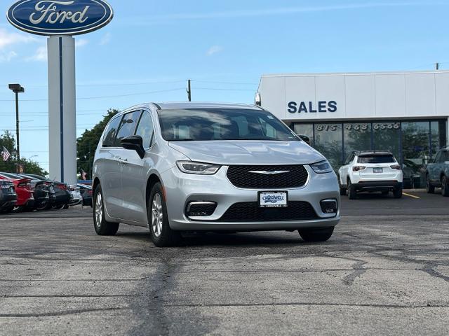 2026 Chrysler Pacifica Select for sale in Manteno, IL